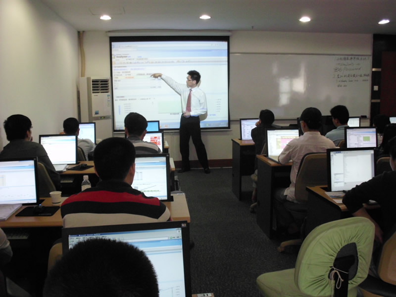 正航商业智能体验培训课程于深圳圆满举行